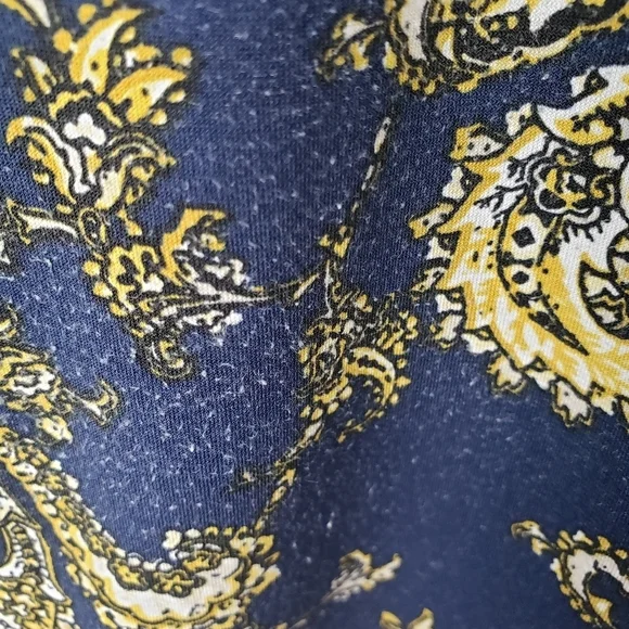 Charter Club Navy and Yellow Paisley Print Button Down Shirt Sz L - Picture 6 of 10